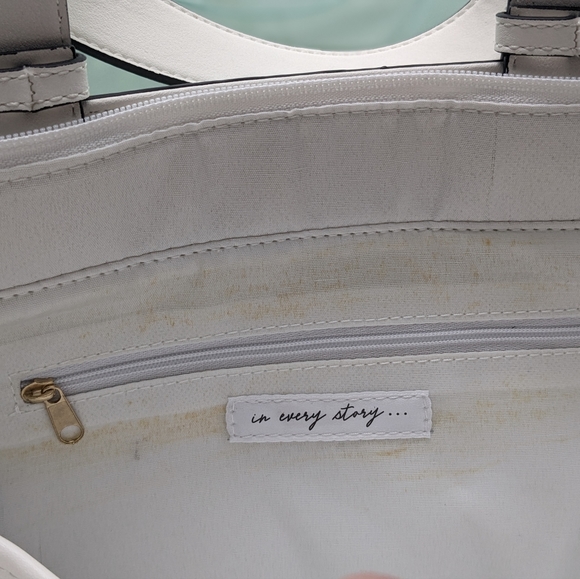 NWOT Large, white tote bag by Penningtons - Picture 12 of 16